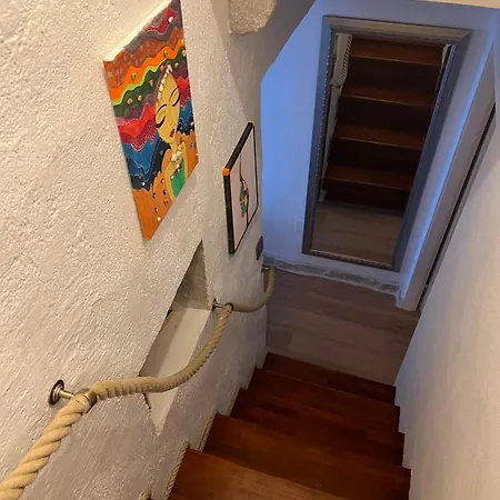 Nikolina Трогір