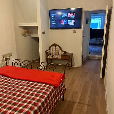 Nikolina * Трогір