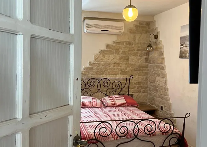 Nikolina Appartement